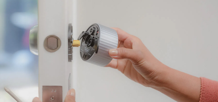 Smart lock replacement Dowmtowm Vaughan